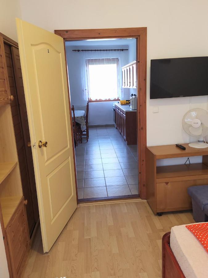 Anna Ilona Vendeghaz Hotel Badacsonytomaj Bagian luar foto