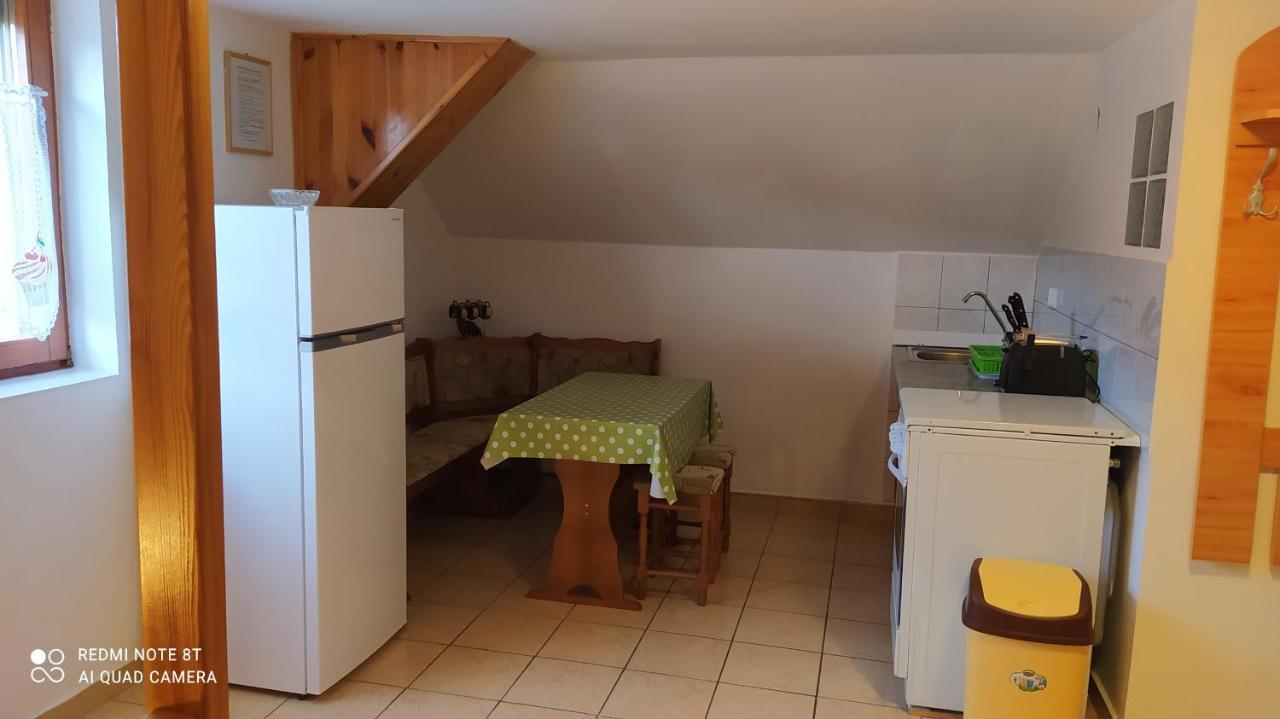 Anna Ilona Vendeghaz Hotel Badacsonytomaj Bagian luar foto