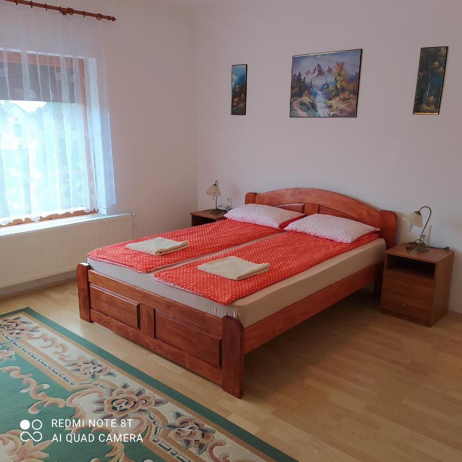 Anna Ilona Vendeghaz Hotel Badacsonytomaj Bagian luar foto
