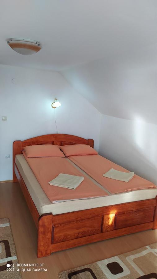 Anna Ilona Vendeghaz Hotel Badacsonytomaj Bagian luar foto