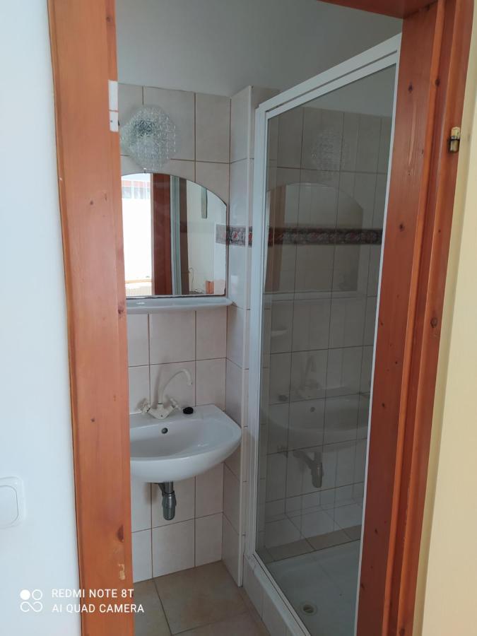 Anna Ilona Vendeghaz Hotel Badacsonytomaj Bagian luar foto