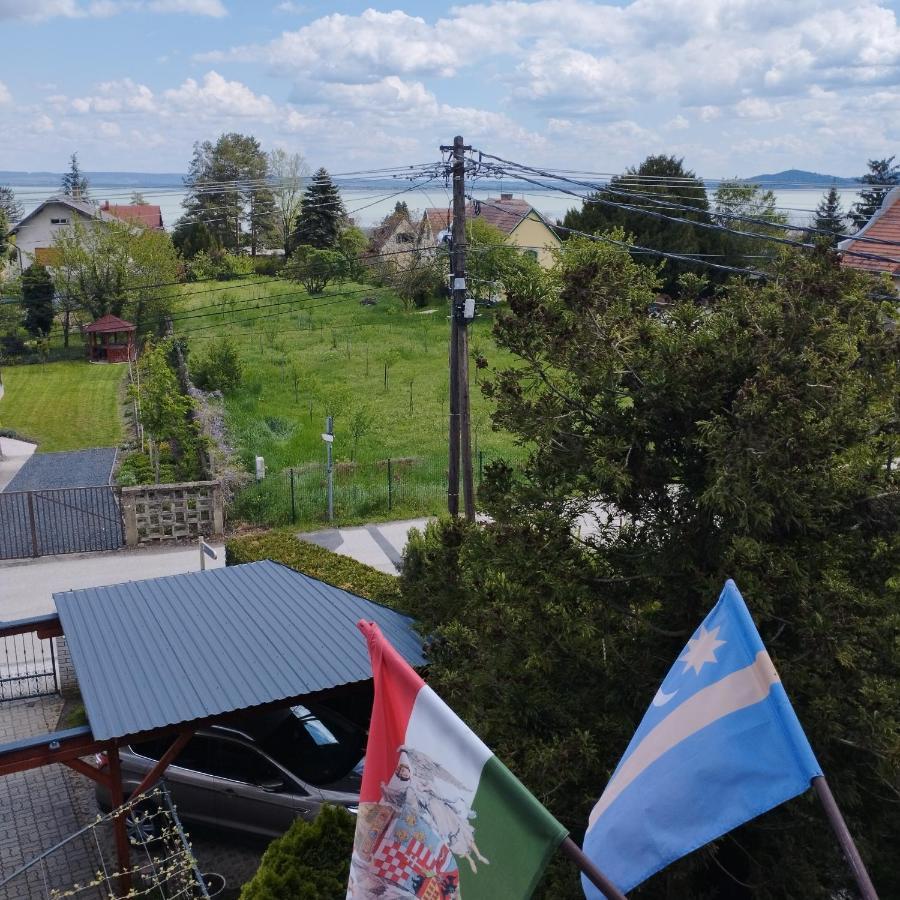 Anna Ilona Vendeghaz Hotel Badacsonytomaj Bagian luar foto