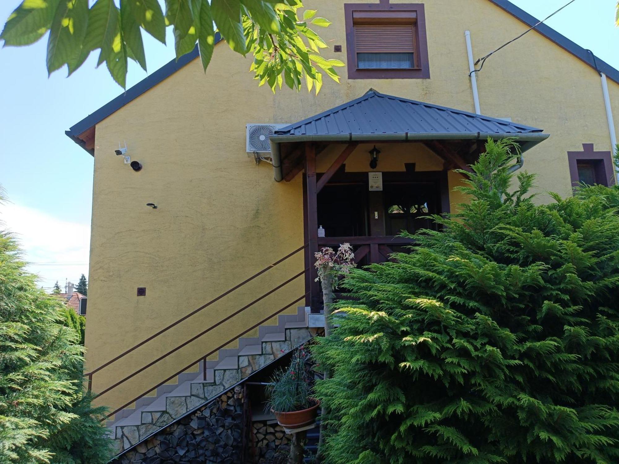 Anna Ilona Vendeghaz Hotel Badacsonytomaj Ruang foto