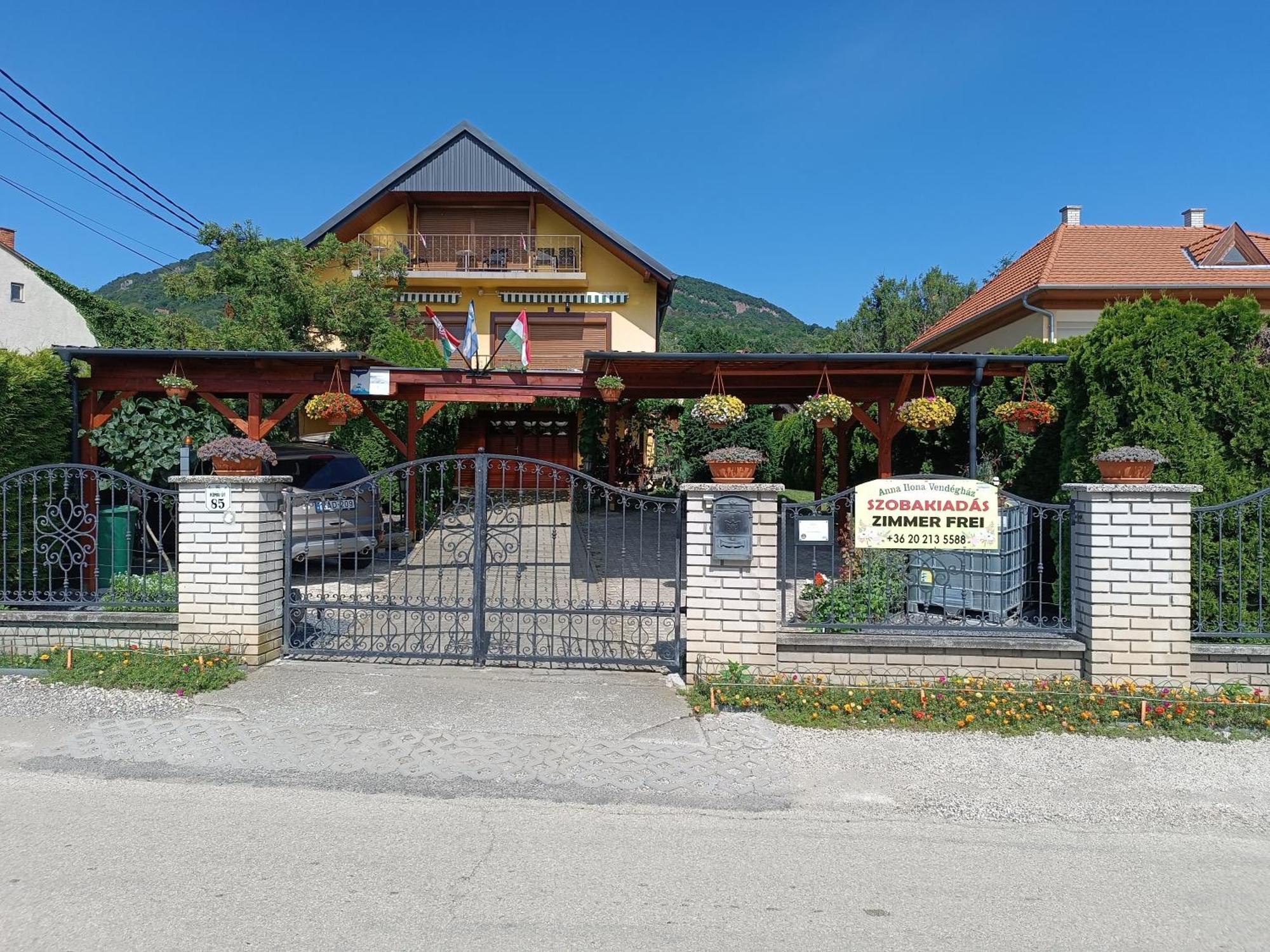 Anna Ilona Vendeghaz Hotel Badacsonytomaj Bagian luar foto