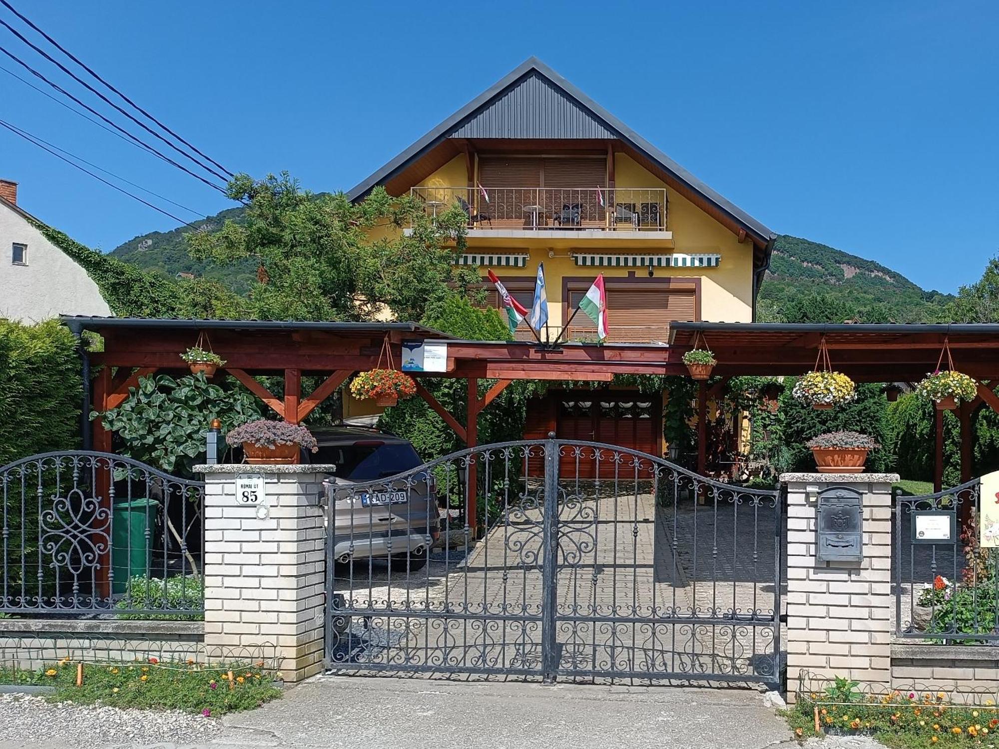 Anna Ilona Vendeghaz Hotel Badacsonytomaj Bagian luar foto